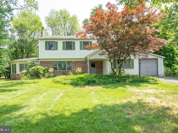 4697 Smith Road, Furlong PA 18925
