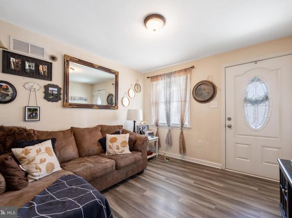 612 Pond Street, Bristol PA 19007