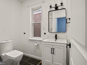 6640 Glenloch Street, Philadelphia PA 19135