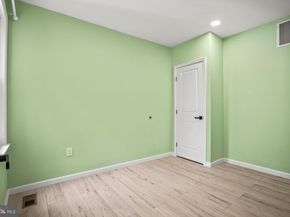 6640 Glenloch Street, Philadelphia PA 19135