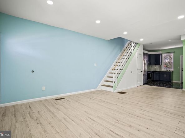 6640 Glenloch Street, Philadelphia PA 19135