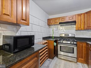 6143 Leesburg Pike 104, Falls Church VA 22041