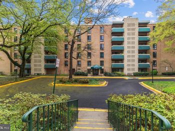6143 Leesburg Pike