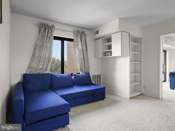 205 Yoakum Parkway 1020, Alexandria VA 22304
