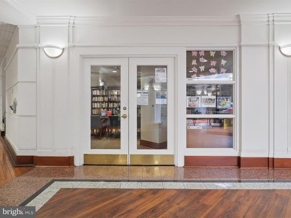 205 Yoakum Parkway 1020, Alexandria VA 22304