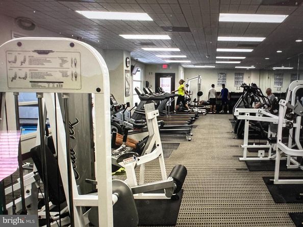 205 Yoakum Parkway 1020, Alexandria VA 22304