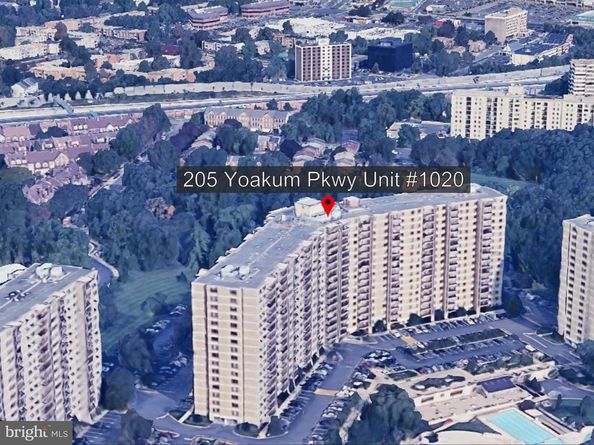 205 Yoakum Parkway 1020, Alexandria VA 22304