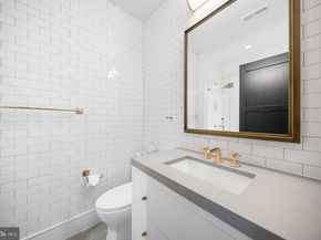 1004 Dogue Hill Lane, Mclean VA 22101