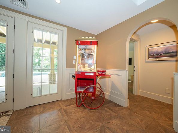 226 Mcclenaghan Mill Road, Wynnewood PA 19096