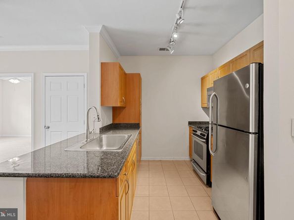12953 Centre Park Circle 218, Herndon VA 20171