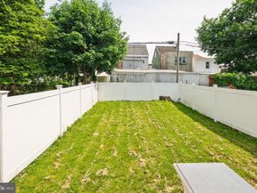 451 Green Lane, Philadelphia PA 19128