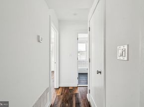 451 Green Lane, Philadelphia PA 19128