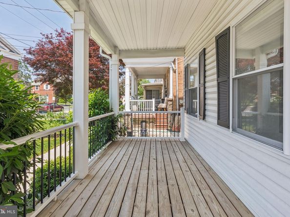 451 Green Lane, Philadelphia PA 19128