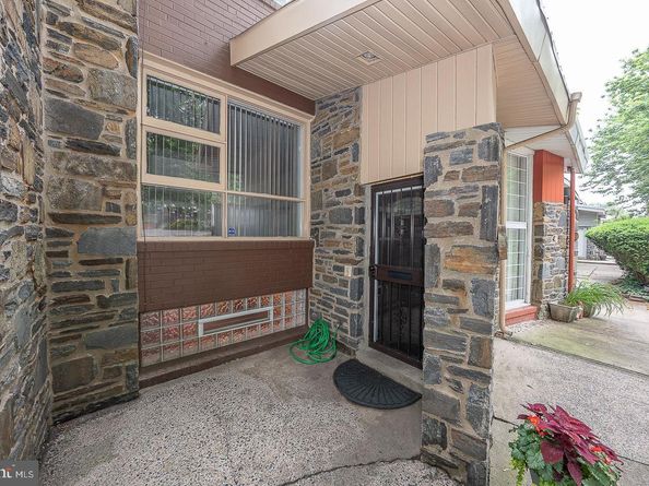 3852 Conshohocken Avenue, Philadelphia PA 19131