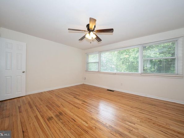 3852 Conshohocken Avenue, Philadelphia PA 19131