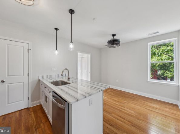 141 NE V Street NE, Washington DC 20002