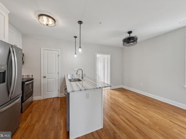 141 NE V Street NE, Washington DC 20002