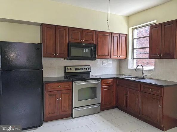 1512 Wolf Street, Philadelphia PA 19145