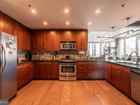 1352 South Street 508, Philadelphia PA 19147