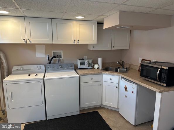 3227 S Juniper Street, Philadelphia PA 19148