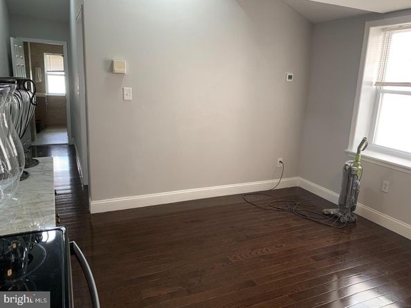1433 W Girard Avenue, Philadelphia PA 19130