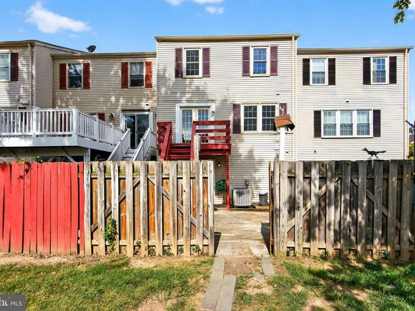 1160 Lisa Court, Herndon VA 20170