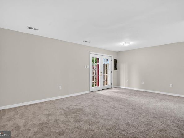 1160 Lisa Court, Herndon VA 20170