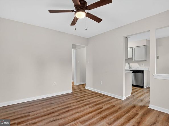 1160 Lisa Court, Herndon VA 20170