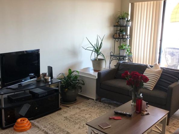 530 S 2nd St 610, Philadelphia PA 19147