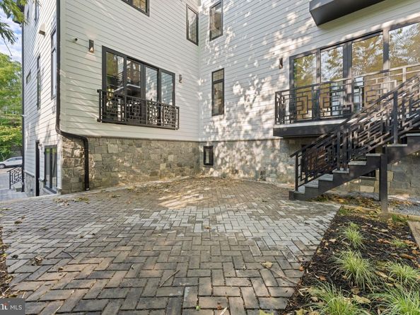 3819 Albemarle Street NW, Washington DC 20016