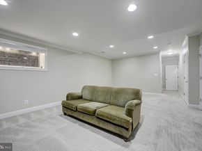 1 Town Gate Court, Bethesda MD 20817