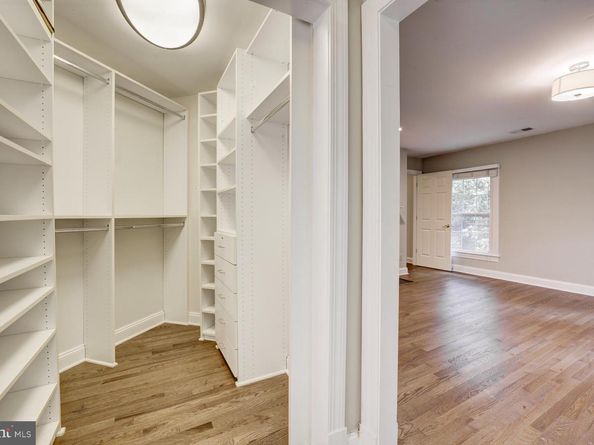 1 Town Gate Court, Bethesda MD 20817