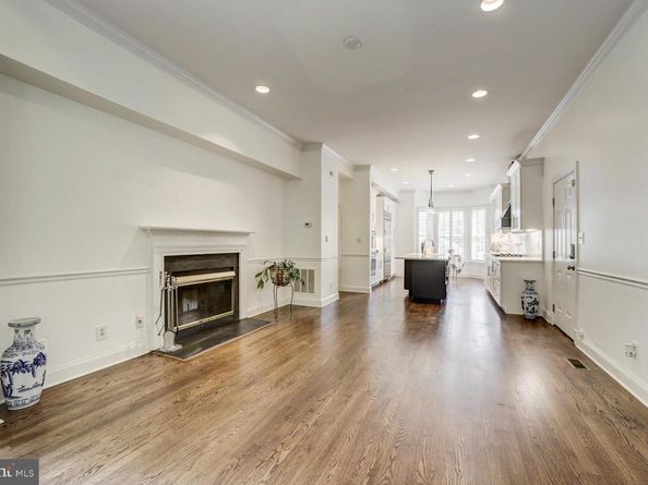 1 Town Gate Court, Bethesda MD 20817