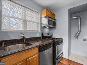 3866 9TH Street SE 101, Washington DC 20032
