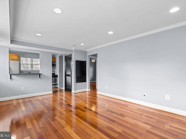 3866 9TH Street SE 101, Washington DC 20032