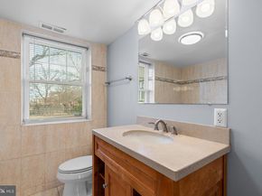 3866 9TH Street SE 101, Washington DC 20032