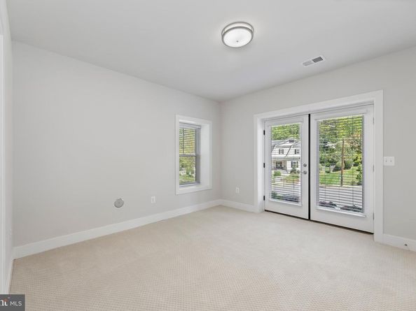 3812 N Nelson Street, Arlington VA 22207
