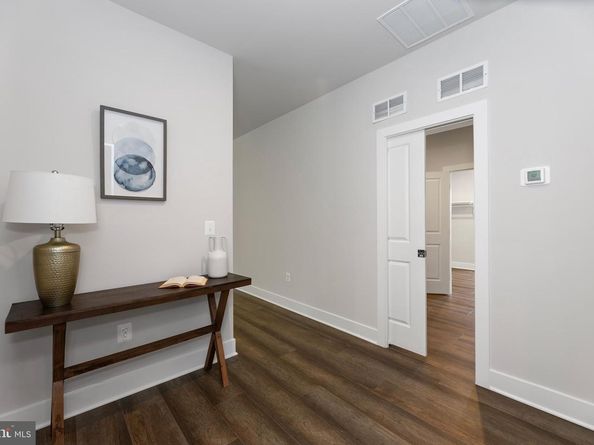3812 N Nelson Street, Arlington VA 22207