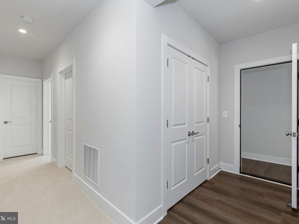 3812 N Nelson Street, Arlington VA 22207