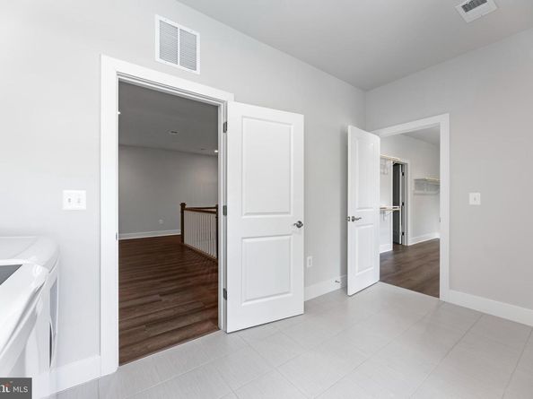 3812 N Nelson Street, Arlington VA 22207