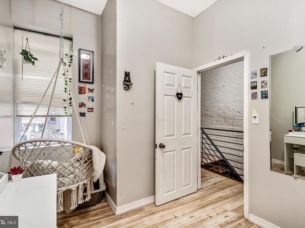 3963 Brown Street, Philadelphia PA 19104