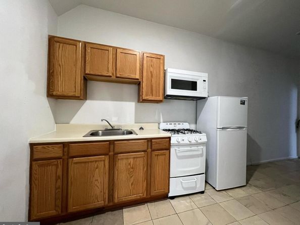 5134 Spruce Street, Philadelphia PA 19139
