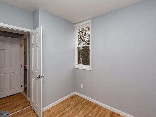 2735 N Waterloo Street, Philadelphia PA 19133