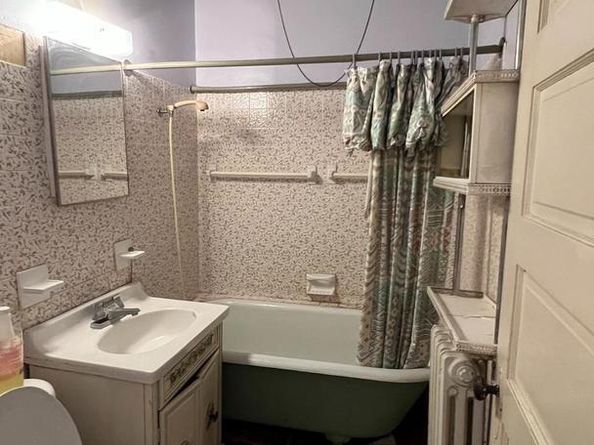 225 Cromwell Terrace NE, Washington DC 20002