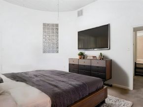246 N 3rd Street 4CD, Philadelphia PA 19106