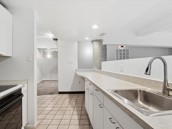 246 N 3rd Street 4CD, Philadelphia PA 19106