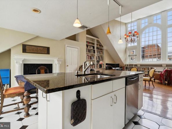 905 Clinton Street 4 F PH, Philadelphia PA 19107