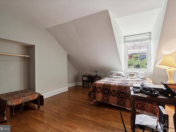 905 Clinton Street 4 F PH, Philadelphia PA 19107