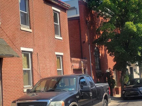 1129 Earl Street, Philadelphia PA 19125