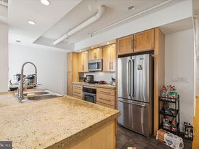 1606 Chestnut Street 3, Philadelphia PA 19103